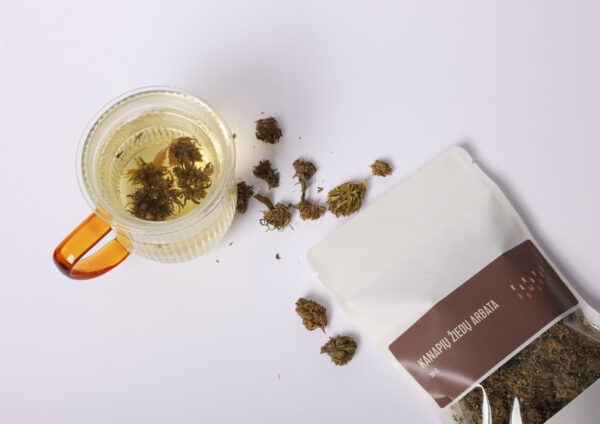 Kanapių žiedų arbata