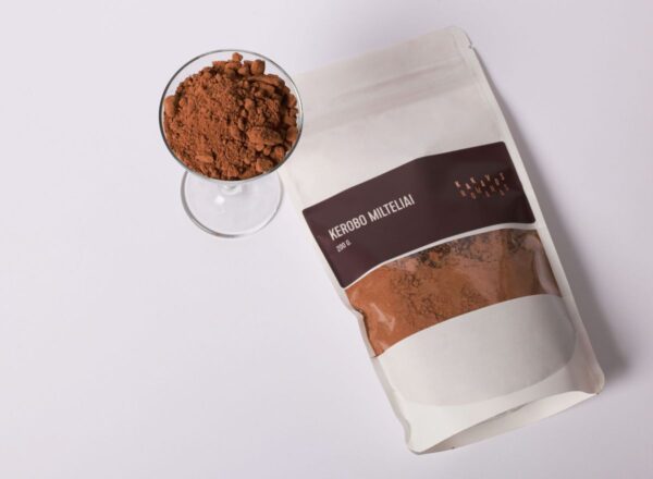 Saldžiavaisio pupmedžio (Kerobo) milteliai